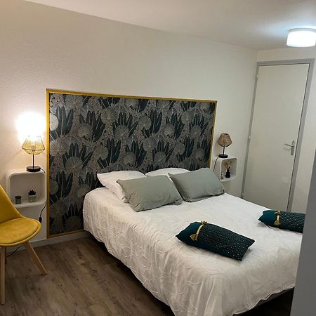 Apartamento Le Cosy Du Marche Notre-Dame Poitiers Exterior foto